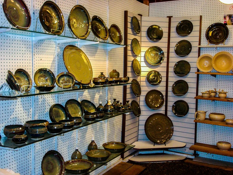 Handmade pottery piece by Heaven In Earth Pottery