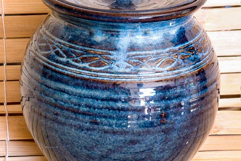 Handmade pottery piece by Heaven In Earth Pottery