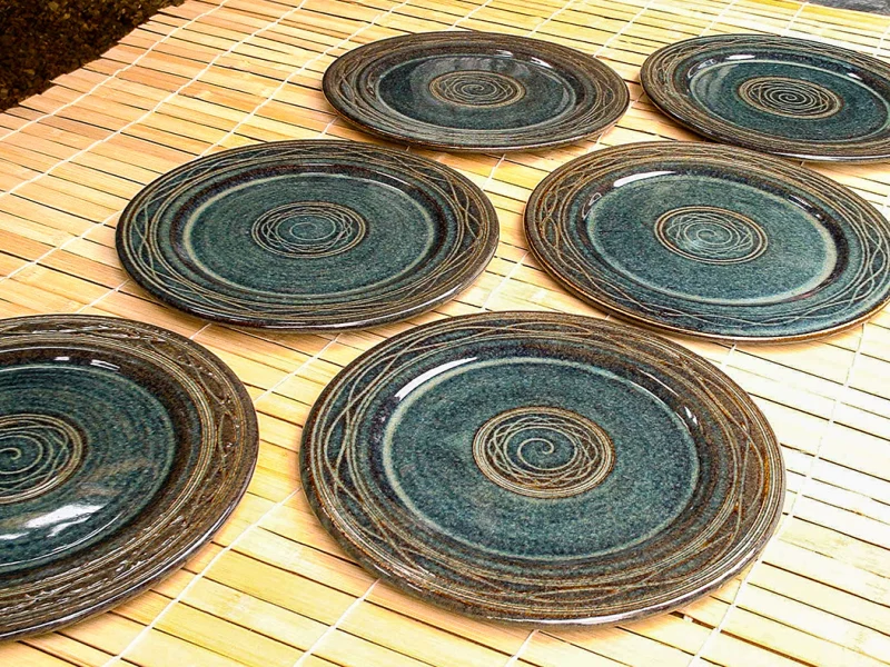 Handmade pottery piece by Heaven In Earth Pottery